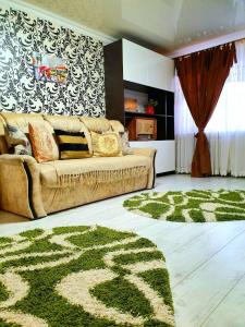 Apartment Ushakova 16