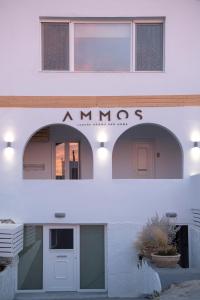Luxury Apartment With Outdoor Jet Tub room in Ammos Luxury Rooms & Home
