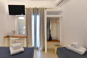 Ammos Luxury Rooms & Home