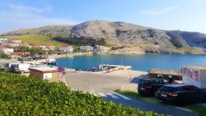 Apartments Niko Metajna, island Pag