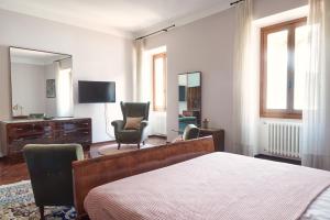 Residence Domaso - Esperienza in Centro Storico "Casa del Dottore"