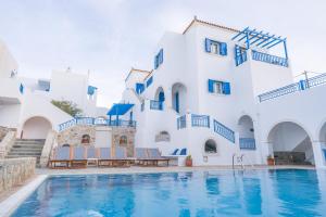 Romantica Hotel Apartments Kythira Greece
