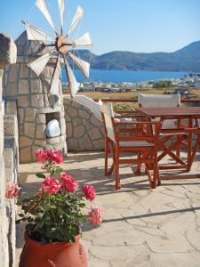 Christos rooms milos Milos Greece