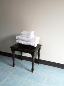 RoongThoeng Place Hotel