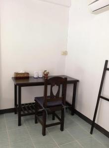 RoongThoeng Place Hotel