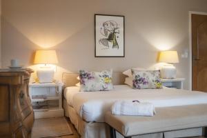 Hotels Hotel & Restaurant Alain Llorca : photos des chambres