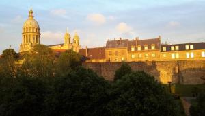 B&B / Chambres d'hotes La Belle Boulonnaise : Chambre Double
