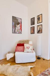 Standard Apartment by Hi5 - Madách Imre 1