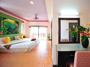 Koh Ngai Cliff Beach Resort