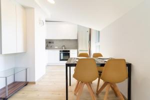 Sunny Pines Apartment