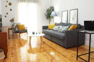 Nats place downtown Thessaloniki Next to metro