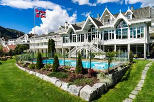 hofslund fjord hotel