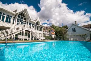 hofslund fjord hotel