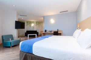 Superior Double Room room in Hotel Gran Bilbao