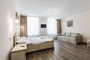 Opera House Apartment 3