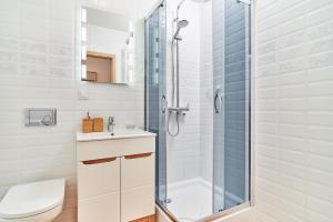 Vintage Apartment in New Estate with PARKING - Krzyki Wrocław by Noclegi Renters