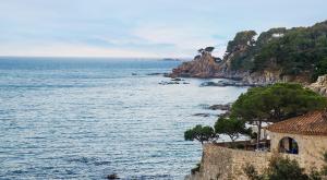 Castell d'Empordà, s/n, La Bisbal 17115, Spain.