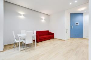 Oslavia Central House