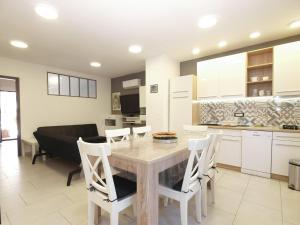 House Puntizela with pool 747