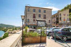 Hotels Hotel de la Citadelle : Chambre Double avec Toilettes Communes