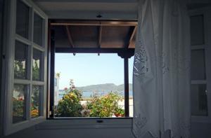 Double Room with Balcony and Sea View