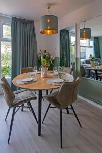 Amsterdam Beach Apartment 65