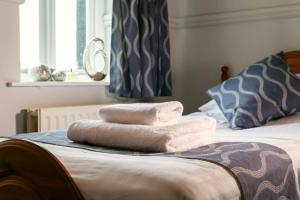 Twin Room room in Marton Arms Hotel