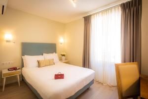 Hotels Hotel les Armoiries : Chambre Classique