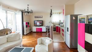 Three-Bedroom Apartment room in Apartment Green House