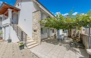 Apartment Complex Blazevic - Lanterna