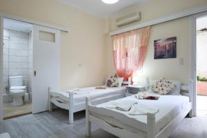 Tasoula Studios & Apartments Lefkada Greece