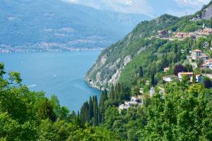 Hotel Diffuso Il Portichetto sulla collina a Vezio Perledo
