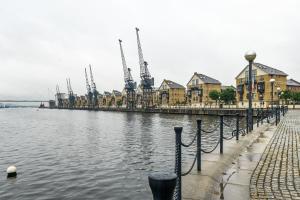 COSY RIVERVIEW-LONDON EXCEL CENTRE-O2 ARENA