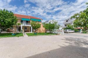 Apartments Mila II - 3hvězdičkové hotely ve městě Tribunj