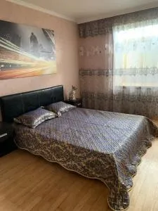 159 Проспект Добровольского Большая 3-х комнатная квартира в Одессе - Korsuntsy