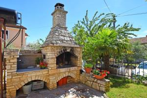 Apartments and Rooms Branka