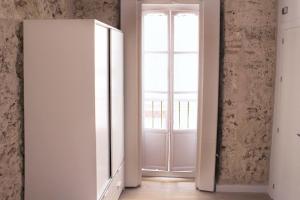 Apartment room in Plaza de España building