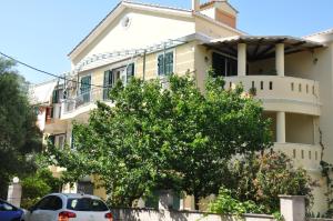 Jennifers Apartments