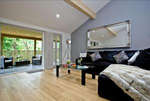 Cedar Lodge, South View Lodges, Exeter