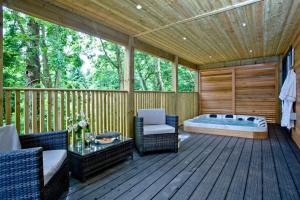 Cedar Lodge, South View Lodges, Exeter