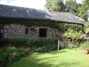 教堂谷仓旅馆 - 艾维布里奇