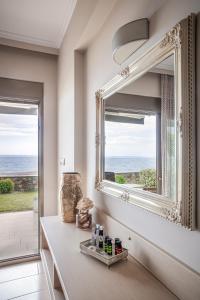 Royalty Suites Sea Side Halkidiki Greece