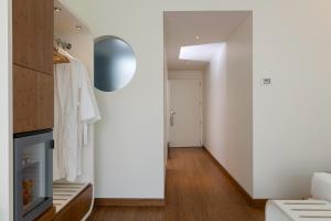Chambre Double Supérieure - Vue Partielle sur Mer