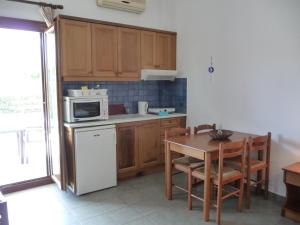 Studio (4 Adults)