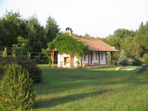 Two-Bedroom House (3 Adults) room in Kerca Bio Farm