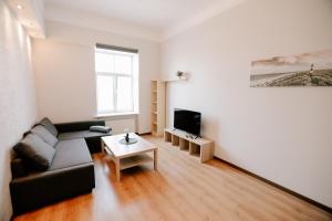 Heart of Old Town - Riverside view