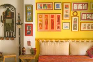 Beautiful apartment (very high ceiling) next to the beach with 2 separate bedrooms - 3hvězdičkové hotely ve městě Polychrono