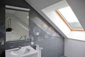 Superior Double or Twin Room room in Azur en Ardenne