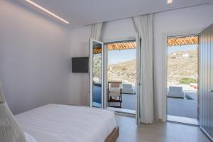 Super Paradise Suites Myconos Greece