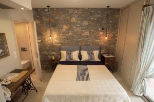 Eftopia Beachfront 2-bedrooms apartment